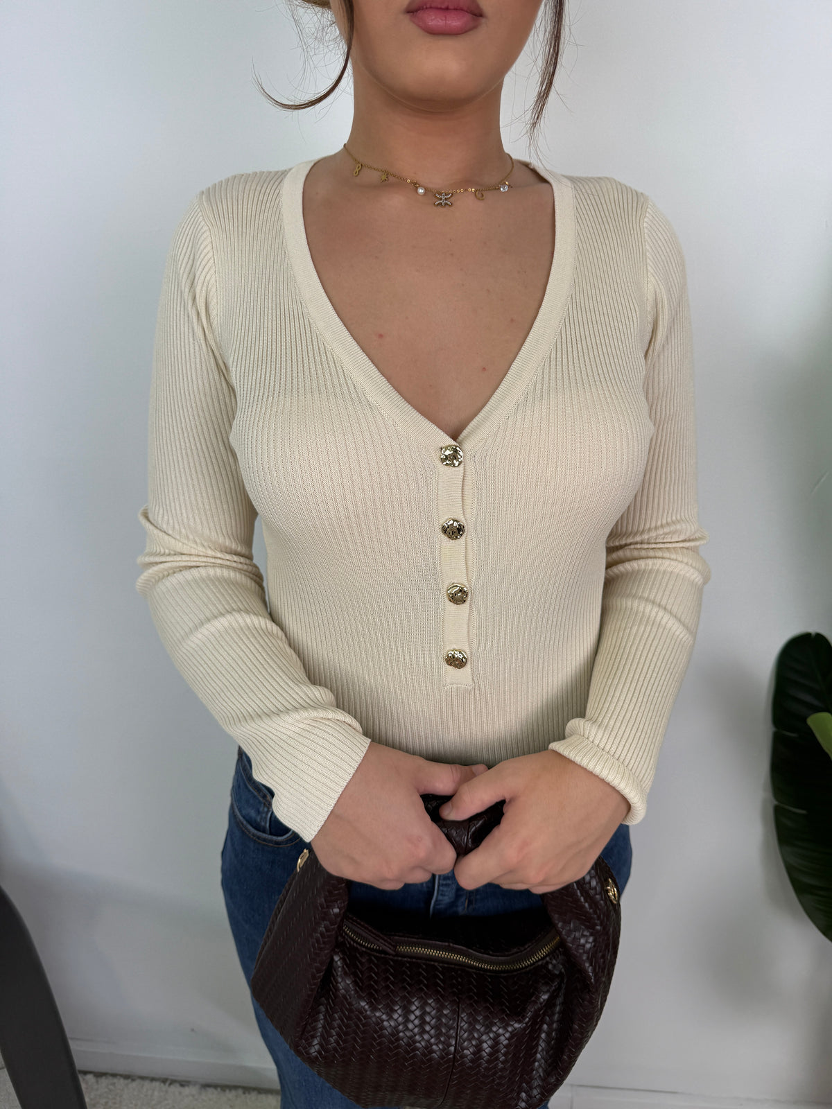 Body Isaline