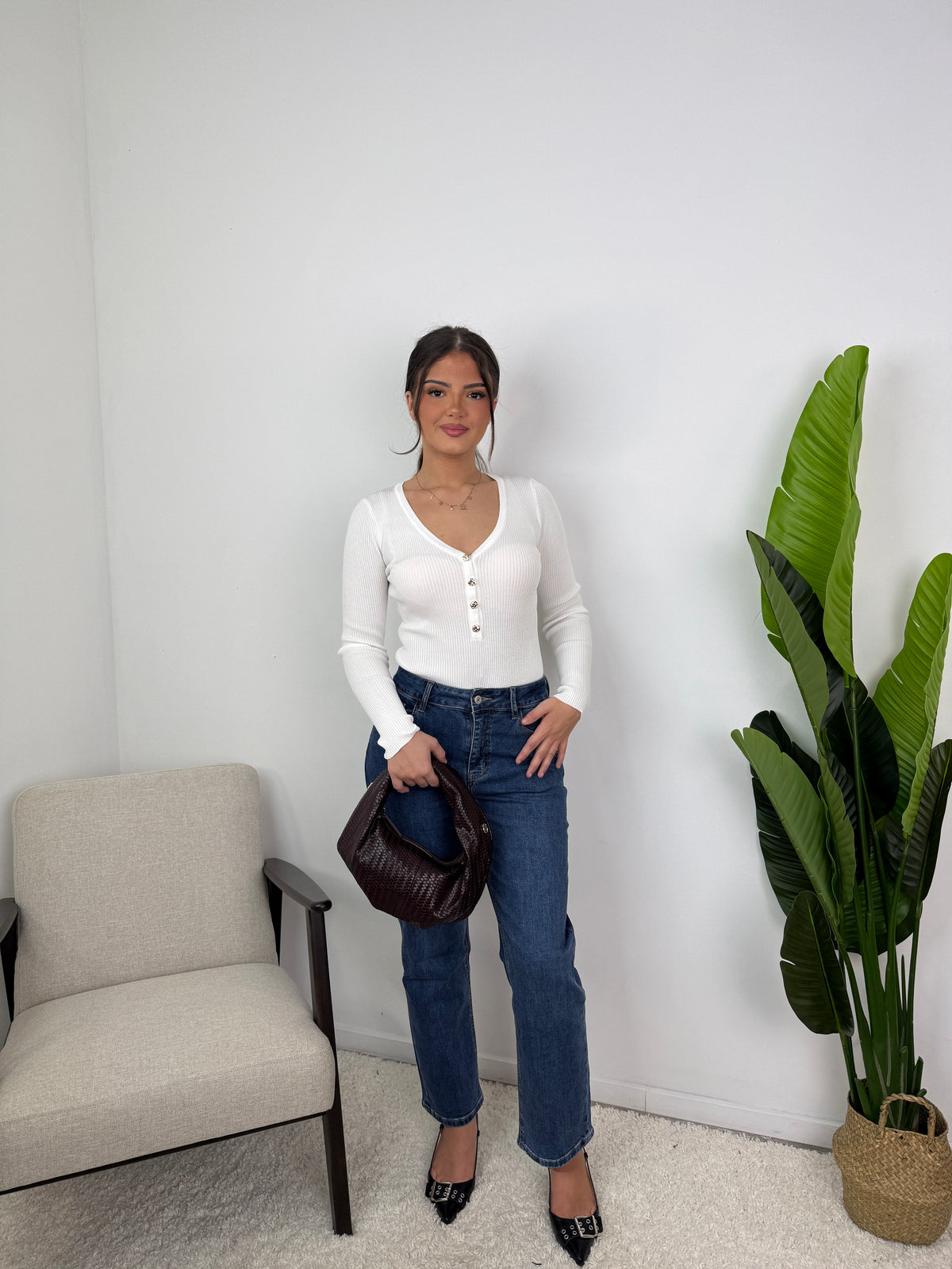 Body Isaline