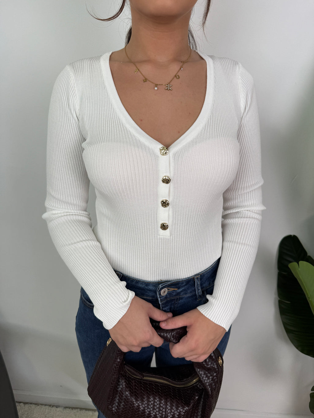 Body Isaline