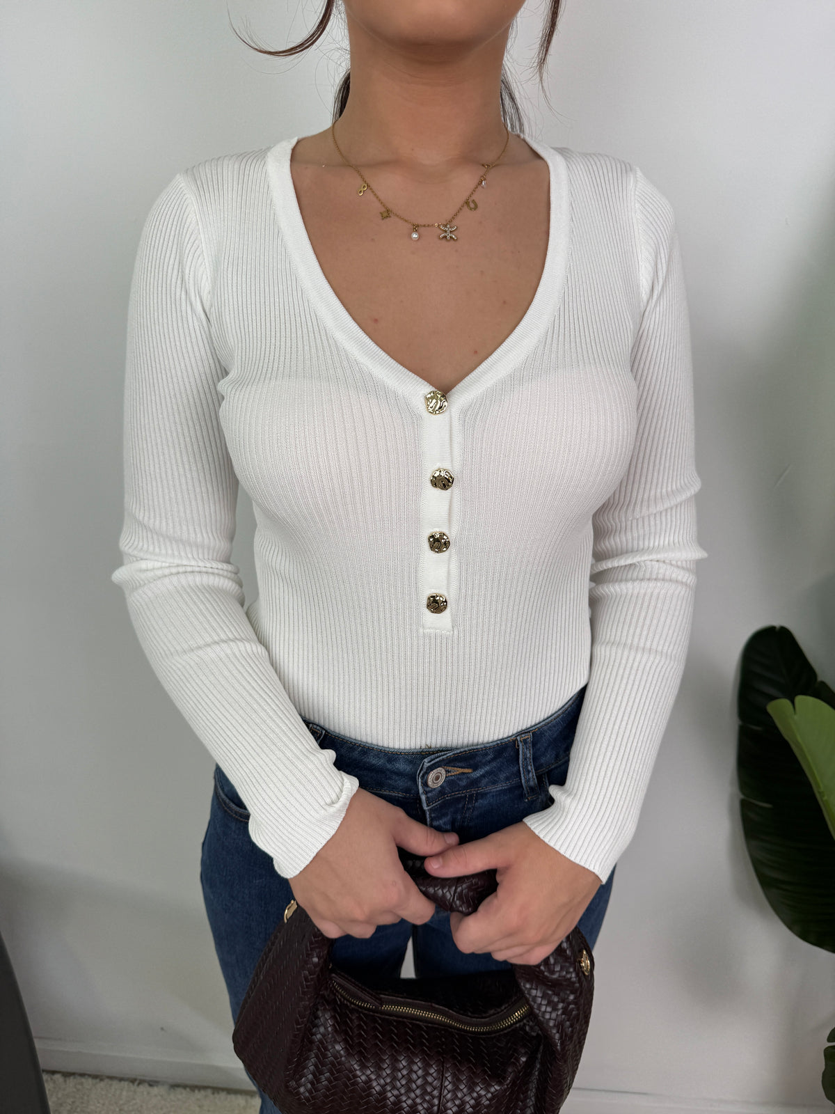 Body Isaline