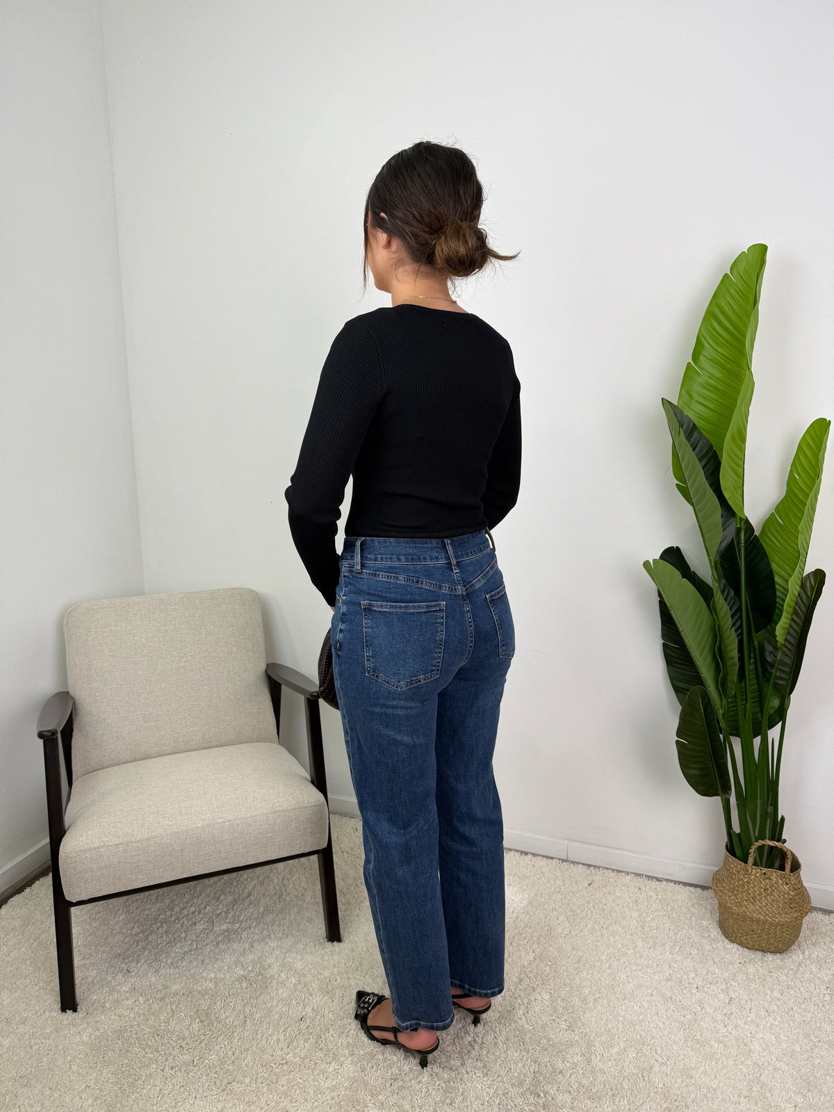 Body Isaline