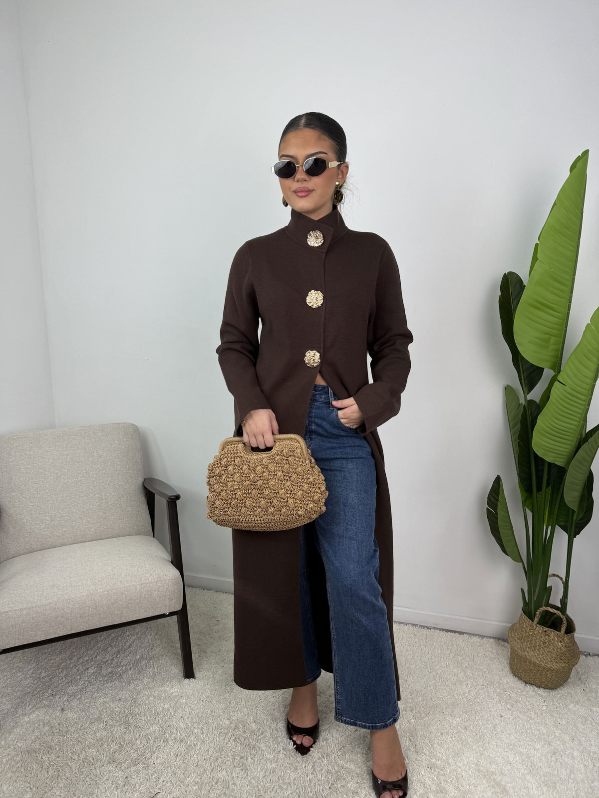 Gilet Victoria – Maille à boutons dorés