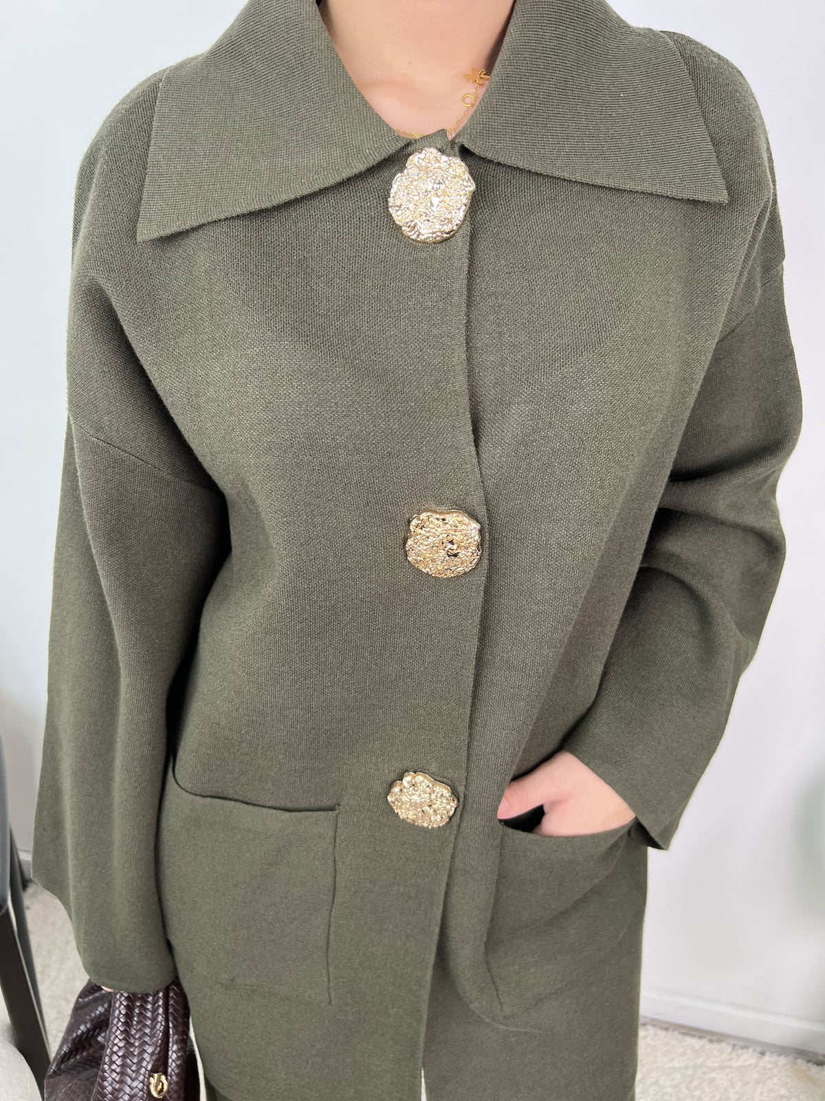 Ensemble à boutons dorés Elysia