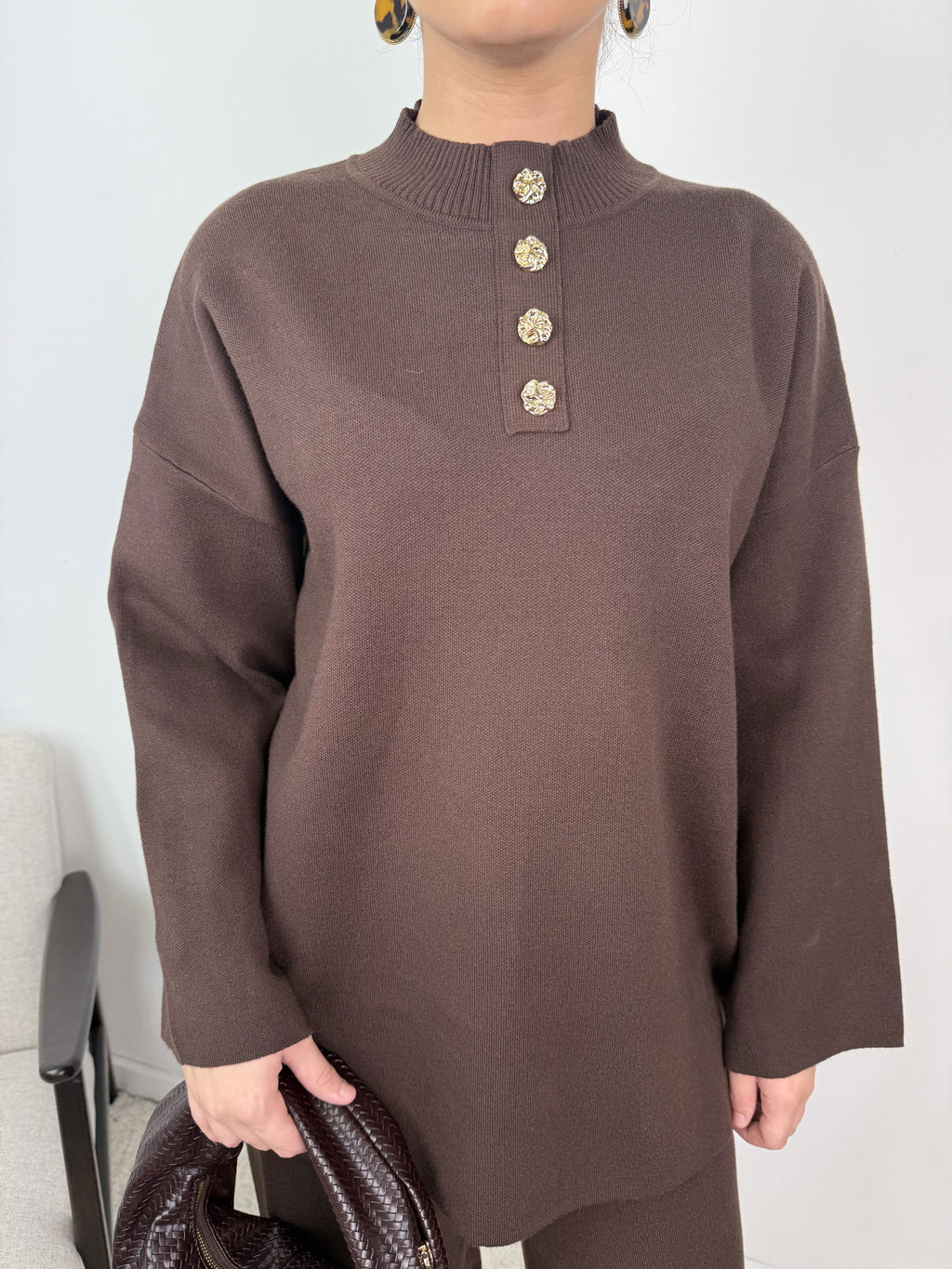 Ensemble Jade – Maille à boutons dorés