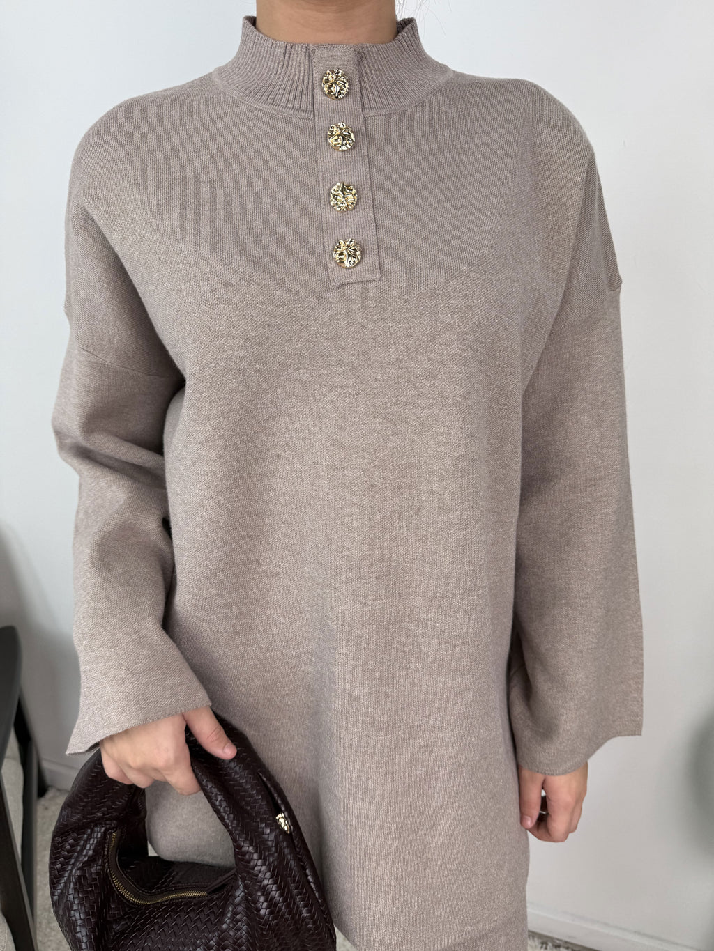 Ensemble Jade – Maille à boutons dorés